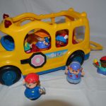 D14250 Fisher Price Schoolbus