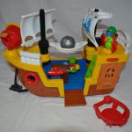 D14254 Fisher Price Piratenboot