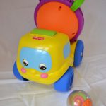 R26409 Fisher Price Cementwagen